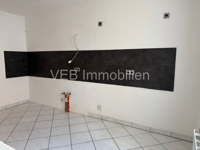 Gemütliche Zweiraumwohnung im Erdgeschoss sucht 