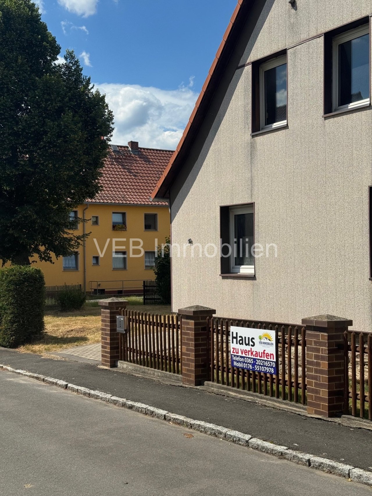 Straßenansicht Straßenansicht