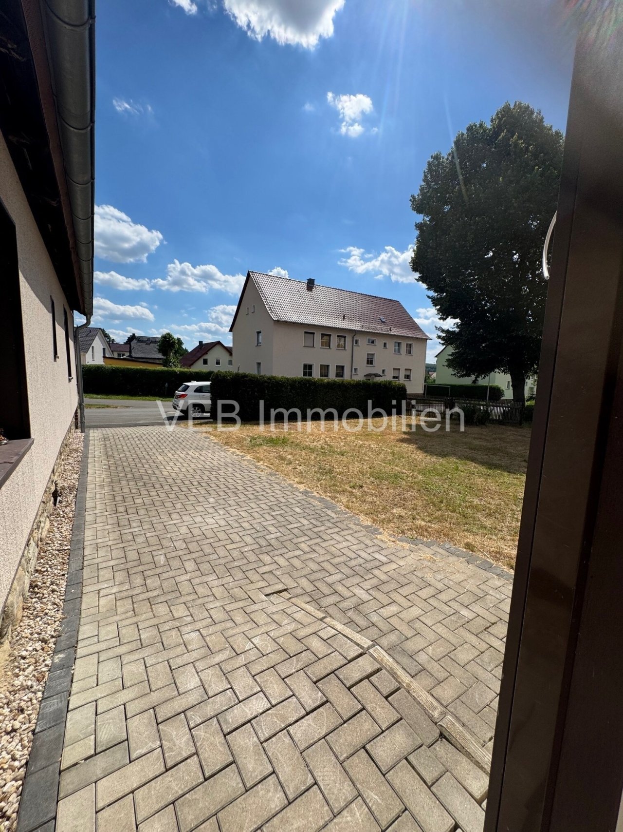 Einfahrt zum Haus Einfahrt zum Haus